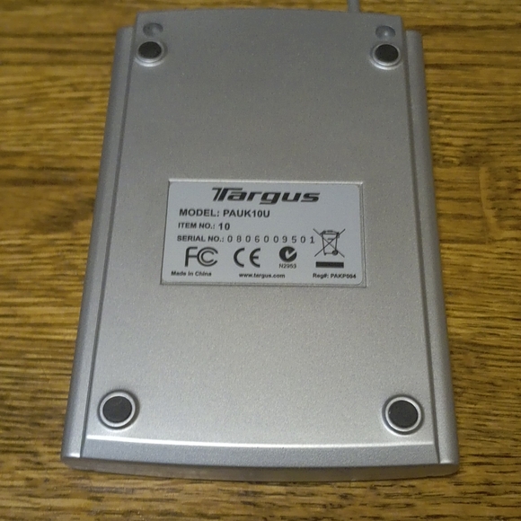 Targus Silver USB Numeric Keypad - Picture 3 of 5